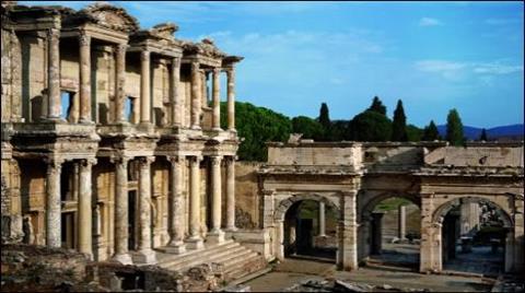 İzmir Efes Artemis Tapınağı Harabeye Döndü!