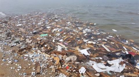 Kilyos'tan 33 Ton Atık Çıkarıldı