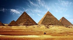 Mısır'da 3 Bin 700 Yıllık Piramit Kalıntıları Keşfedildi