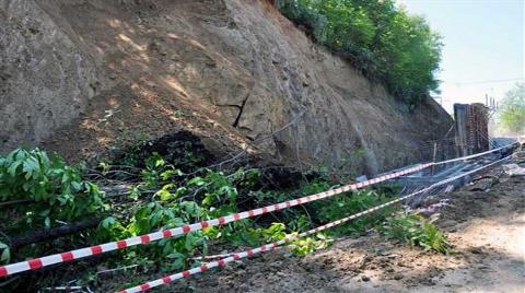 İstinat Duvarı Yapımında Toprak Kaydı, İşçiler Yaralandı