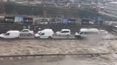 İstanbul'u Su Bastı!