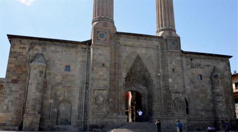 Çifte Minareli Medrese için Müze Kararı