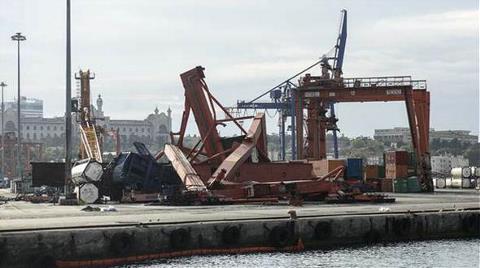 Haydarpaşa Limanı Savaş Meydanı Gibi