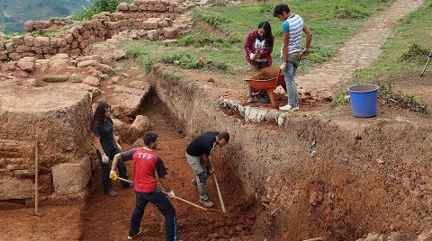 Kazdıkça Tarih Fışkıran Kale Gün Yüzüne Çıkarılıyor