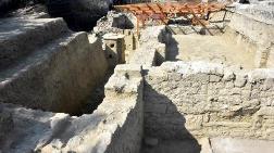 Aziz Nikolaos Anıt Müzesi'nde 2 Katlı Yapı Ortaya Çıkarıldı