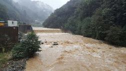 Rize’de Şiddetli Yağış; 20 Ev Boşaltıldı