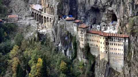 Sümela Manastırı'nda Restorasyon Sürüyor