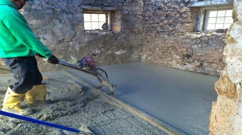 Çatısı Bile Olmayan Evi Saraya Çevirdi
