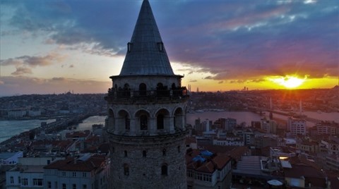 Galata Kulesi'nde Gün Batımı Mest Etti