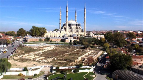 Selimiye Camii'nde Siluet Endişesi