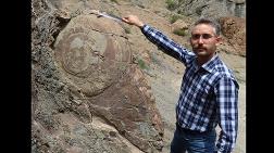 Salyangozu Andıran Kaya Şaşırtıyor