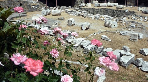 Halikarnas Mozolesi'nin Kalıntıları Dahi İlgi Çekiyor