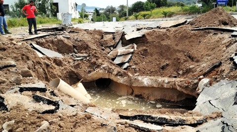 Tatil Cennetinde Hayat Durdu