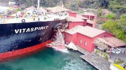 Tarihi Yalıya Çarpan Gemi Türkiye’den Ayrıldı