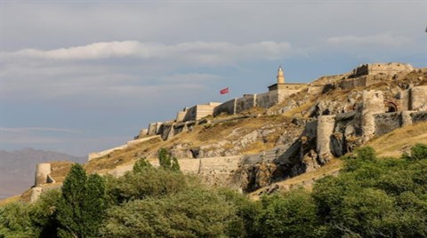 2700 Yıllık Kaleye Ziyaretçi Akını
