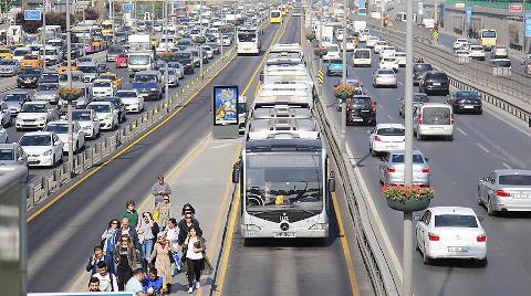 İBB'den 32 Hatta Ücretsiz Aktarma Hizmeti