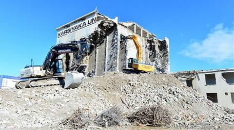 Adana’daki 62 Yıllık Fabrika Yıkıldı