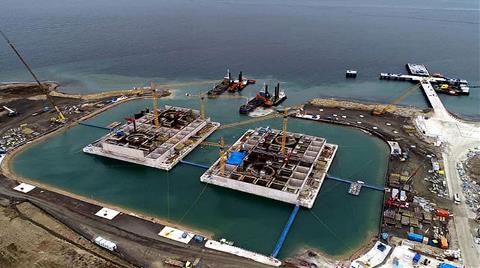 1915 Çanakkale Köprüsü’nün Kule Ayakları Yüzdürülmeyi Bekliyor