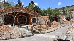 Hobbit Köyü Sivas'ta Hizmete Açıldı