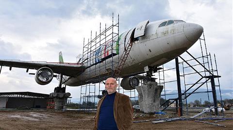 Hurda Uçak Restoran Olarak Hizmet Verecek