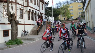 19 Günde 1919 Kilometre Pedal Çevirecekler