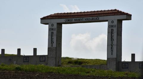 Çorlu’daki Musevi Mezarlığının Demir Kapısı Çalındı