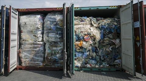 Malezya Kaçak Getirilen 7 Bin 420 Ton Plastik Atığı Daha İade Edecek