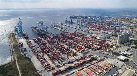 Dış Ticaret Açığı Temmuz'da Azaldı