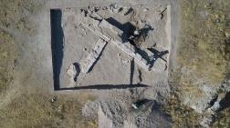 Ahlat'taki Kazılar Tarihe Işık Tutuyor