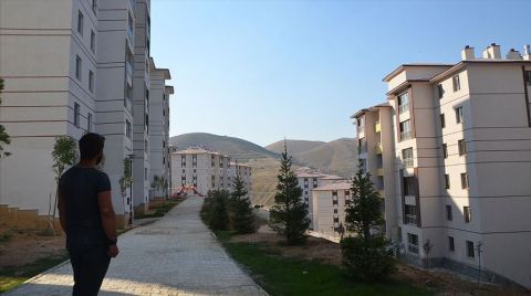 Terör Mağduru Aileler Yeni Evlerine Kavuşuyor