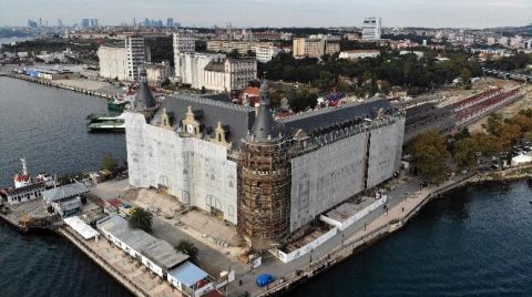 Haydarpaşa Garı'nın Saati Yerine Monte Edildi