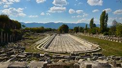 Aphrodisias’ta Kazı Çalışmaları Devam Ediyor