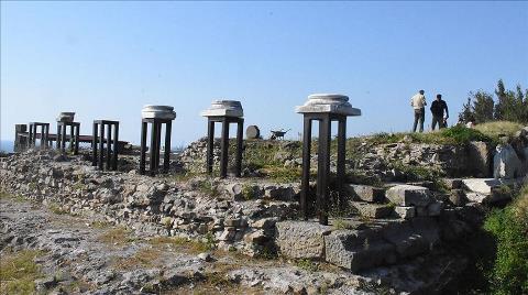 Tieion'daki Roma Tapınağı Gün Yüzüne Çıkarılıyor