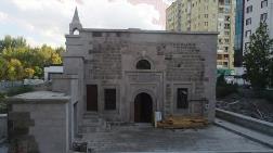 Kocasinan Belediyesi, Çandır Camii’ni Restore Etti
