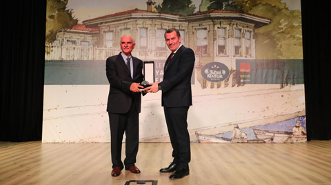 Zeytinburnu Belediyesi Antalya’dan Ödülle Döndü