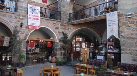 Taşhan ve Anıtkaya Kervansarayı Yıllara Meydan Okuyor