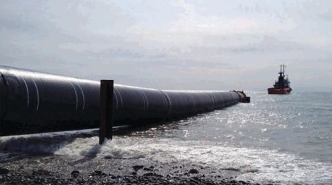 Türkiye ile KKTC Arasında Elektrik ve Doğal Gaz Hattı Kurulacak
