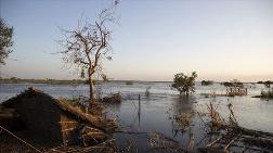 Mozambik'te Bir Şehir Sular Altında Kaldı