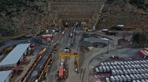 Türkiye'nin En Uzun Tren Tünelinde Sona Yaklaşıldı