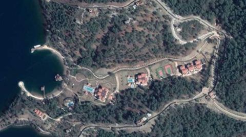 Yazlık Saraya Arazi Yetmiyor