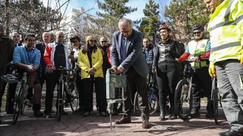 Başkentte “Bisiklet Yolu Projesi” için İlk Kazma Vuruldu