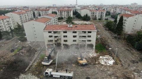 Zeytinburnu'nda Millet Bahçesi için Yıkım Çalışmaları Başladı