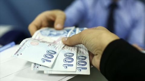 Hazine Taşınmazları Üzerindeki Ticari Ünitelerden Kira Alınmayacak