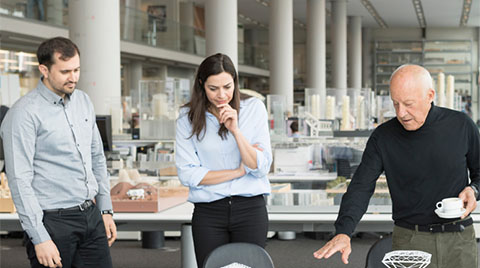 Foster + Partners Çalışanlarına Ücret Kesintisi