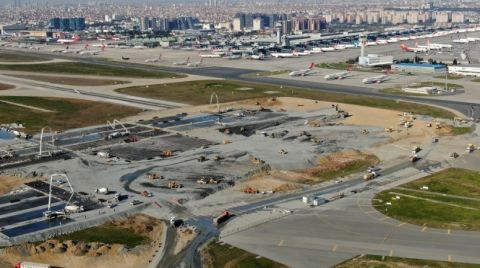 Sahra Hastanesinin Zemin Betonu Dökülmeye Başlandı