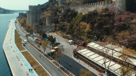 İstanbul'da Yol ve Meydanlar Boşken Onarıldı