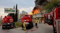İstanbul'da Atık Tesisinde Yangın