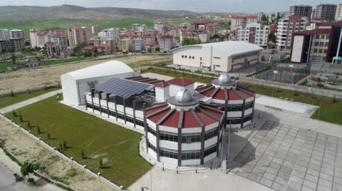 Sivas Bilim ve Sanat Merkezi, Elektriğini ve Suyunu Kendisi Üretiyor