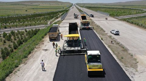 Ankara-Niğde Otoyolu'nun Yüzde 85'i Tamamlandı