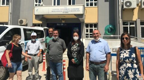 Leyne Köylüleri Zeytinlerini Koruyor